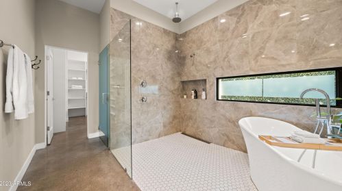 6846 13th Pl, Phoenix AZ  85014-1120 exterior