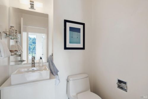 71 Tamalpais Ave, Mill Valley CA 94941-1078 exterior