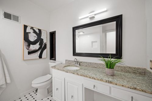 179 Classen Dr, Dallas TX 75218-1004 exterior