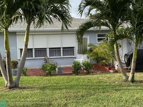 290 Main Blvd, Boynton Beach, FL 33435-6873