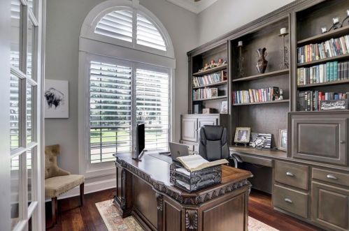 240 Edgewood Dr, Montgomery TX 77356-8408 exterior