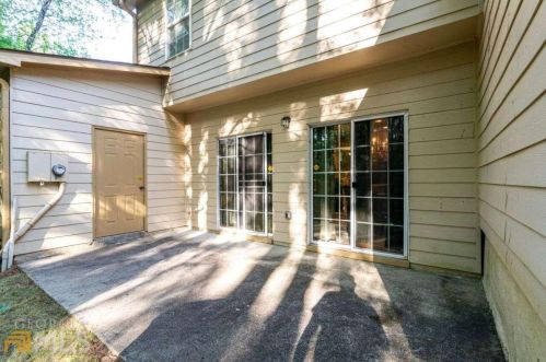 2753 Keystone Ave, Lithonia GA exterior