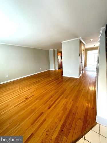 41 Victoria Dr, Chester, PA 19014-1549