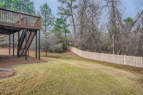 5006 Bright Hampton Dr, Atlanta GA 30339-1956 exterior