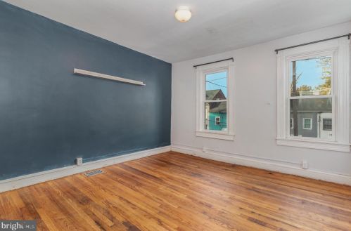 453 Queen St, Lancaster PA 17603-2984 exterior