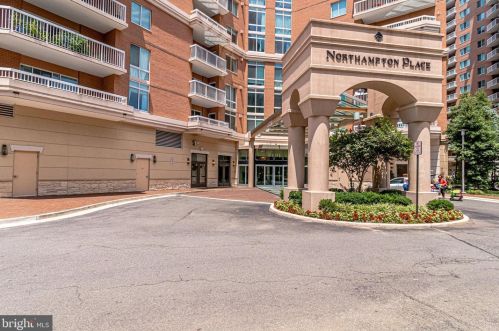 3101 Hampton Dr, Alexandria VA  22302-1513 exterior