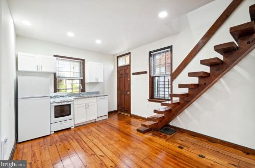 206 Carpenter St, Philadelphia PA  19147-4266 exterior