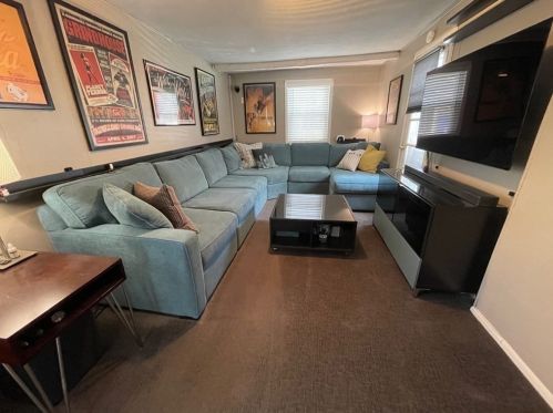 95 Abbott St, Springfield MA 01118-1603 exterior