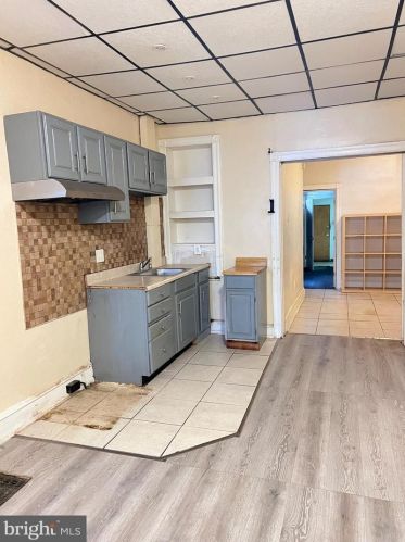 3729 Bouvier St, Philadelphia PA 19132-3816 exterior