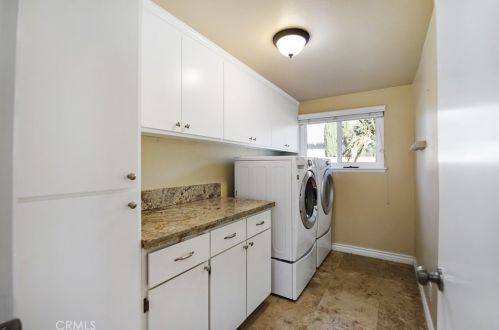 2600 Middlesex Pl, Fullerton CA 92835-3123 exterior