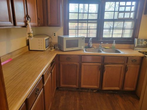 1107 Mecaslin St, Atlanta, GA 30318-5347