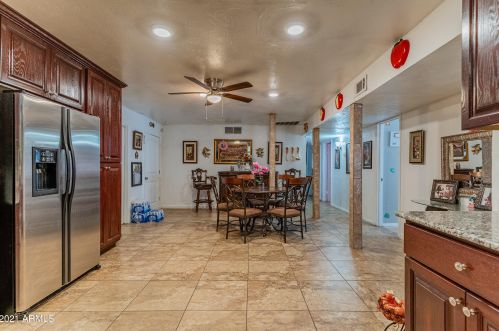 2911 50th Dr, Phoenix AZ  85031-3530 exterior