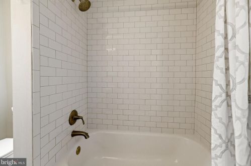 1204 I St, Washington DC 20003-4110 exterior