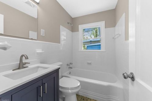 3011 Masonic Dr, Greensboro NC 27403-1934 exterior