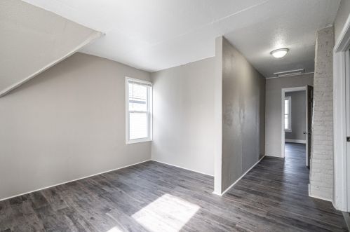 1270 43rd St, Milwaukee WI  53208-2721 exterior