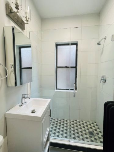 1651 Jonquil Ter, Chicago IL  60626-1121 exterior