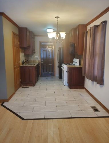 210 Hammes Ave, Joliet IL 60436-1106 exterior