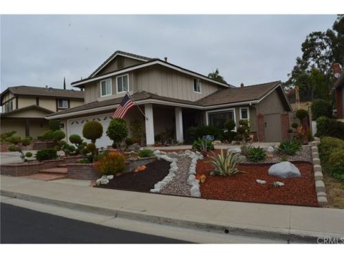 1923 Berkshire Dr, Fullerton, CA 92833-4817