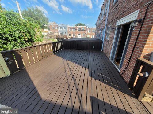 5911 Houghton St, Philadelphia PA  19128-1636 exterior