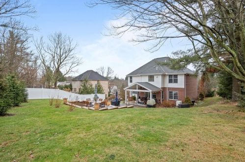 2419 Orchard Dr, Pittsburgh PA  15241-2542 exterior