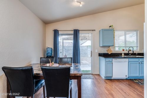 6476 David Dr, Tucson AZ 85730-1813 exterior