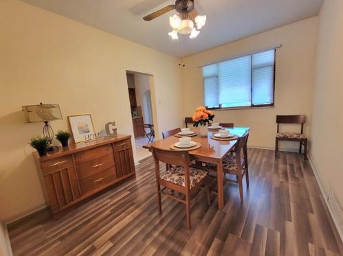 1213 4th Ave, Moon Twp PA 15108-1617 exterior