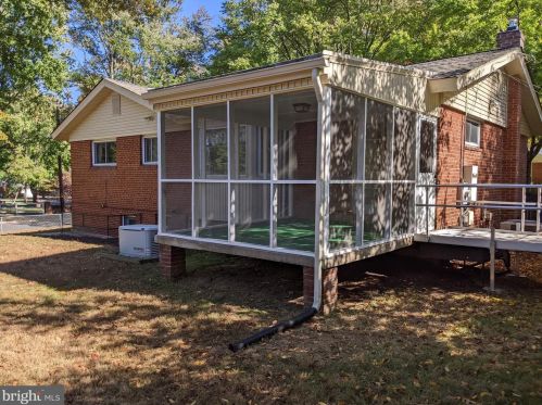 1801 Ladd St, Silver Spring MD  20902-3524 exterior