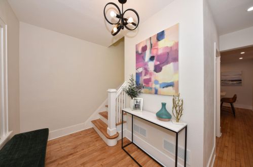 2210 Oklahoma Ave, Milwaukee WI  53207-2924 exterior