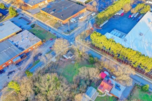 4523 Elmdale Dr, Tucker GA 30084-6565 exterior