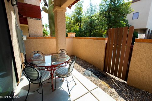 2312 Paseo Cielo, Tucson AZ 85742-9603 exterior