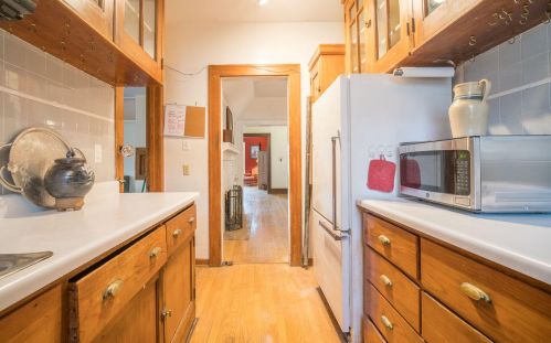 2929 Smt Ave, Milwaukee WI 53211-3441 exterior