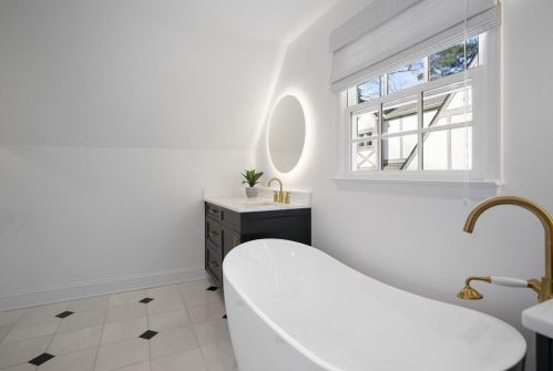 1241 Beech Vly Rd, Atlanta GA 30306-3123 exterior