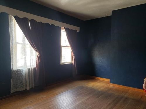 118 Natchez St, Pittsburgh PA 15211-1906 exterior