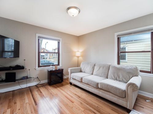 3744 52, Milwaukee WI 53216-2938 exterior