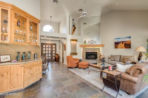 7141 Grey Fox Ln, Tucson AZ  85750-1376 exterior