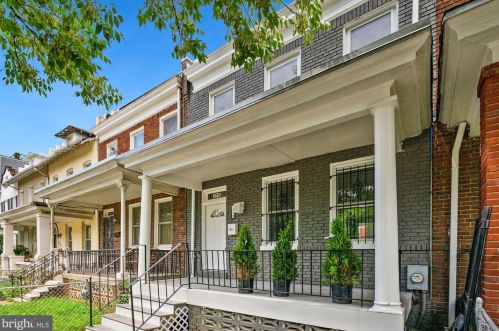 1210 Staples St, Washington, DC 20002-3924