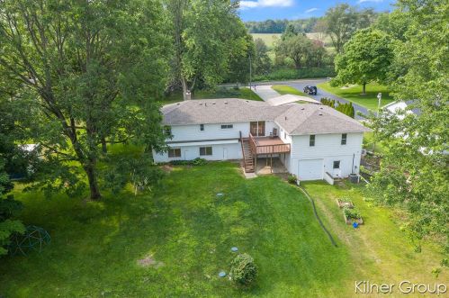 1238 C Ave, Kalamazoo, MI 49009-6374