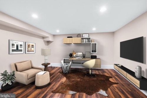 2022 Locust St, Philadelphia PA 19103-5614 exterior