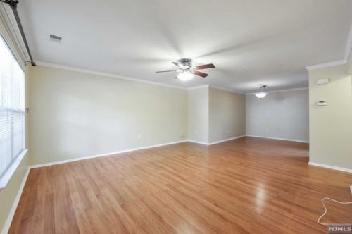 2078 Drake Ct, Mahwah NJ  07430-3801 exterior