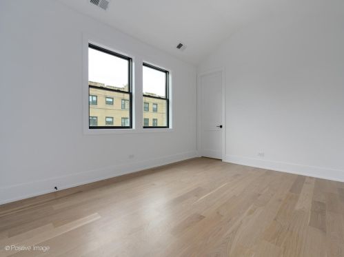 1943 Honore St, Chicago IL  60622-1044 exterior