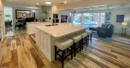 2120 Sandpiper St, Naples FL 34102-1505 exterior