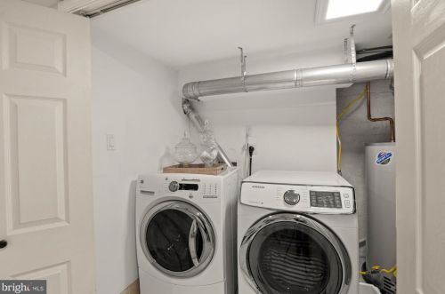 42 Quincy Pl, Washington DC 20001-1107 exterior