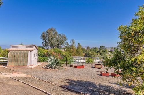 31150 Avenida Del Reposo, Temecula CA 92591-1719 exterior