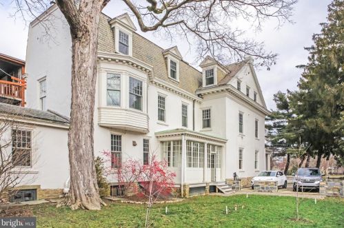 5800 Greene St, Philadelphia PA  19144-2704 exterior