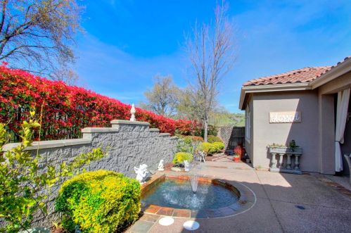 1086 Souza Dr, Folsom CA 95762-7556 exterior