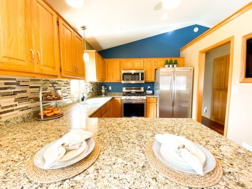 7643 31st St, Saint Paul MN 55128-4045 exterior