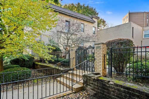 6023 Walnut St, Pittsburgh PA  15206-4219 exterior