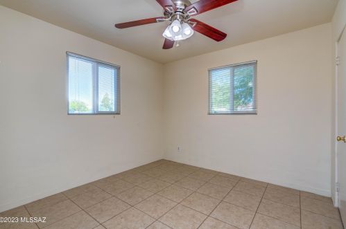 4542 15th St, Tucson AZ 85701-2444 exterior