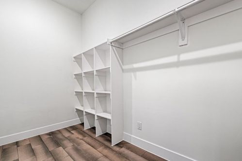 3903 Bernal Dr, Dallas TX 75212-3302 exterior