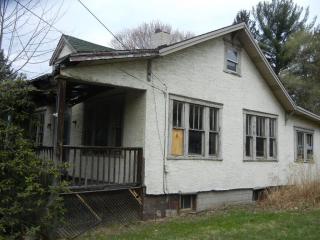 120 Rochester Rd, Pittsburgh PA  15229-1334 exterior